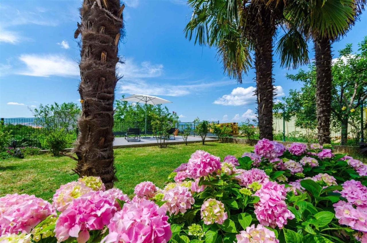 Apartment In Crikvenica 5267 Dış mekan fotoğraf